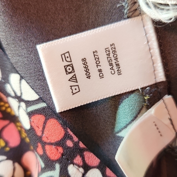 Loft charcoal gray floral button up blouse size small - Picture 9 of 9